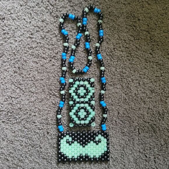 MUSTACHE PONYBEAD [KANDI] NECKLACE & PONYBEAD CUFF - Picture 1 of 5